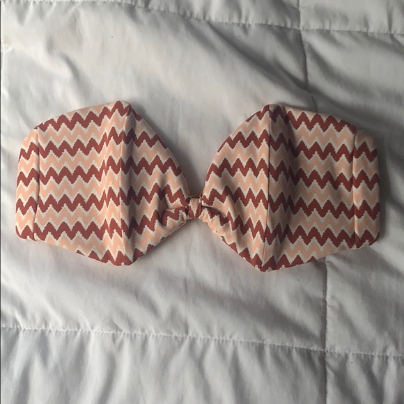 Montce Other - Montce top